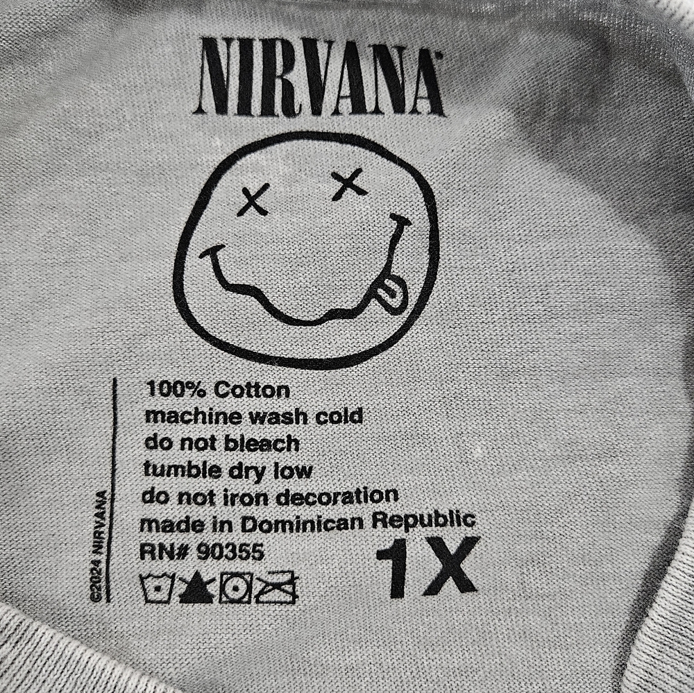 NWOT Nirvana Nevermind Tour Dead Eye Smiley Unisex T-Shirt Size 1X - Picture 4 of 5